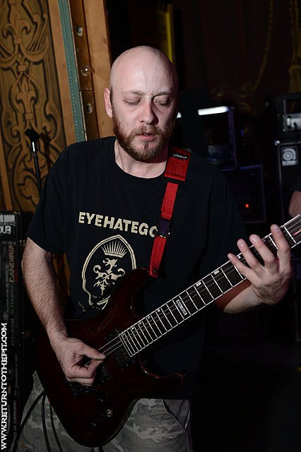 [abnormality on Dec 6, 2012 at Ralph's (Worcester, MA)]