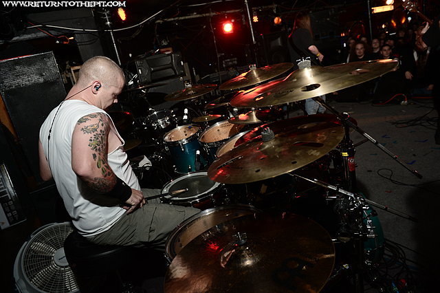 [abnormality on Nov 11, 2012 at Middle East (Cambridge, MA)]