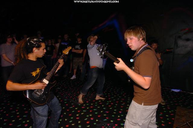 [akela on Jul 14, 2005 at Roller Kingdom - lasertag stage (Hudson, Ma)]