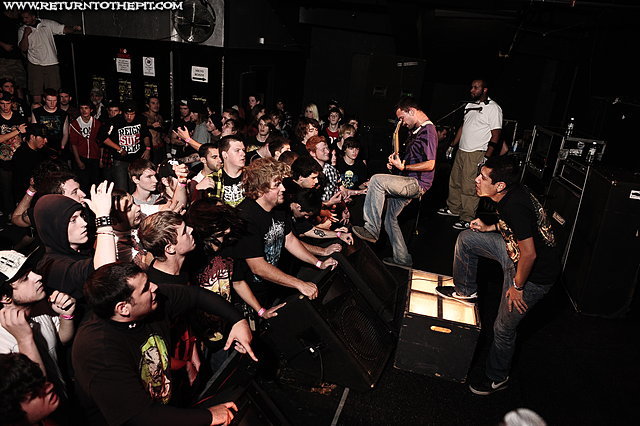 [as blood runs black on Oct 15, 2010 at the Palladium - Secondstage (Worcester, MA)]