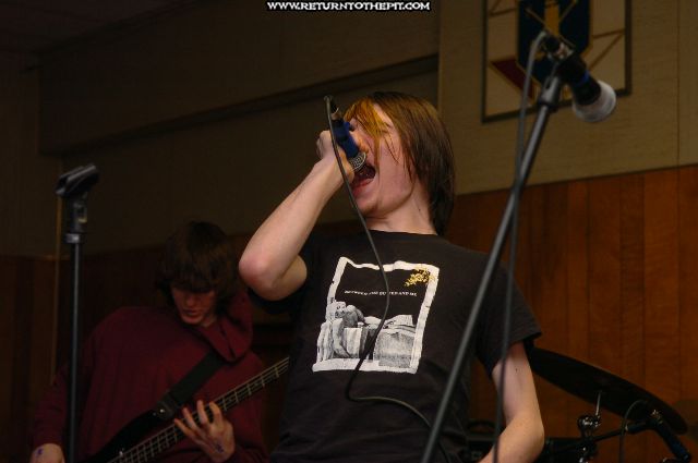 [bare these arms on Mar 4, 2006 at Knights of Columbus (Rochester, NH)]