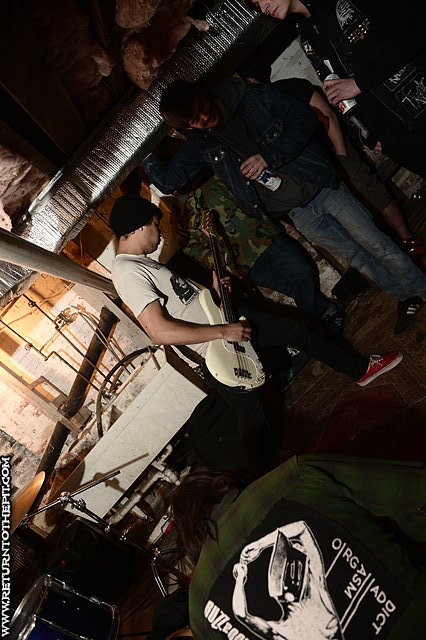 [bear trap on Apr 2, 2013 at Catacombs Of Grief (Portsmouth, NH)]