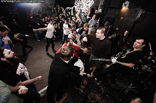 [blacklisted on Mar 4, 2010 at Anchors Up (Haverhill, MA)]