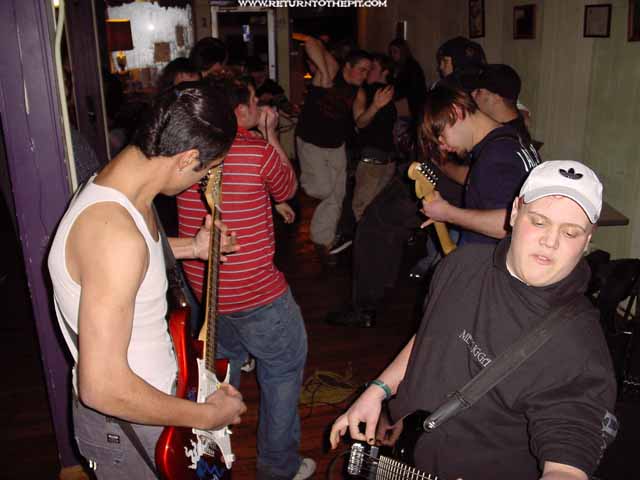[bleed the following on Jan 9, 2003 at Sugar Shack (Lowell, Ma)]
