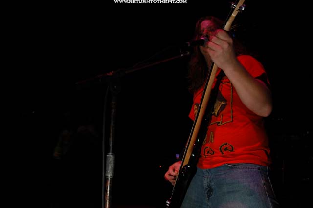[blistered earth on Sep 28, 2003 at The Palladium (Worcester, MA)]