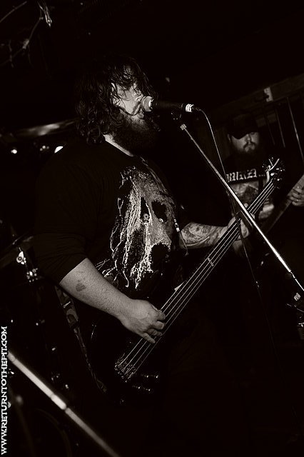 [blood of the gods on Dec 12, 2010 at Dover Brickhouse (Dover, NH)]
