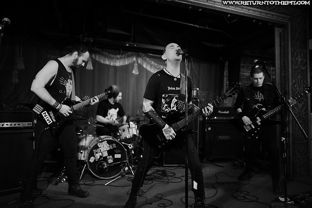 [brazen gate on Feb 23, 2017 at Ralph's (Worcester, MA)]