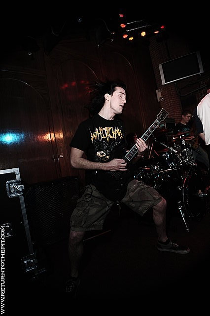 [conducting from the grave on Apr 18, 2009 at Chasers - Thirdstage (Worcester, MA)]