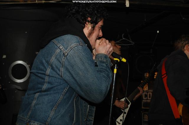 [conifer on Jan 11, 2004 at the Bombshelter (Manchester, NH)]