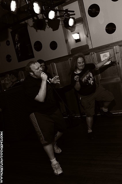 [crippling fear on Jun 10, 2011 at The Limelight Lounge (Haverhill, MA)]