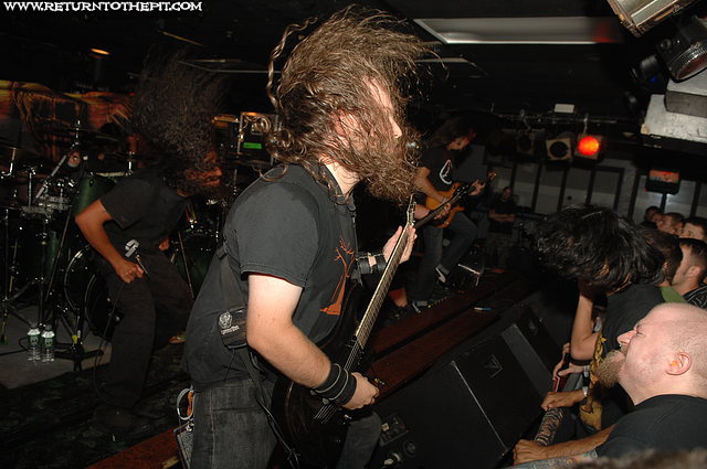 [daath on Aug 17, 2007 at Mark's Showplace (Bedford, NH)]