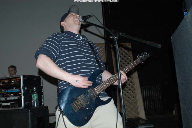 [darken the sky on Feb 28, 2003 at Bitter End Fest day 1 - Civic League (Framingham, MA)]