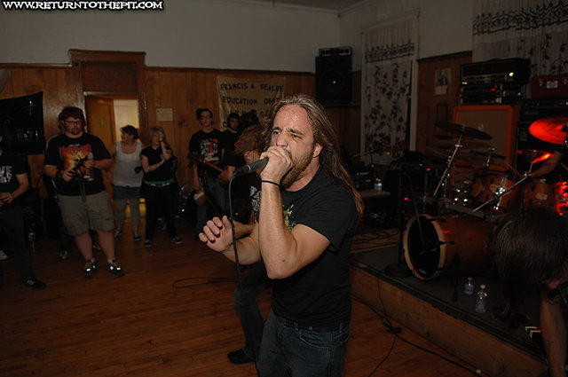 [dead to fall on Oct 19, 2006 at Cambridge Elk's (Cambridge, MA)]
