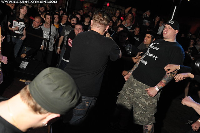 [death threat on May 9, 2008 at Club Hell (Providence, RI)]