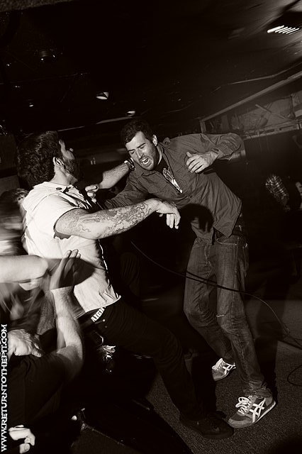 [defeater on Oct 22, 2010 at Rocko's (Manchester, NH)]