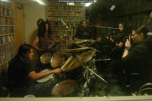 [demiricous on Jun 27, 2005 at Live in the WUNH Studios (Durham, NH)]