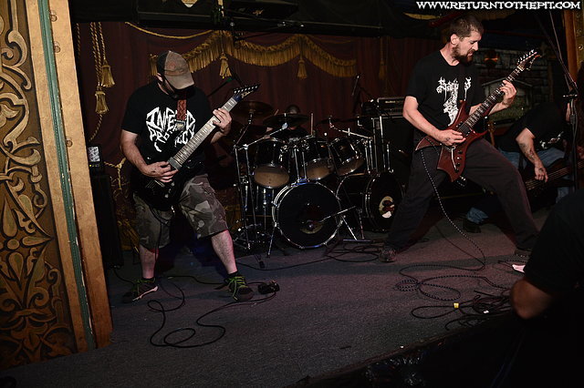 [desolate on Jun 13, 2015 at Ralph's (Worcester, MA)]