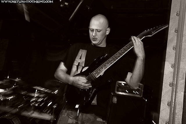 [dismantle the cyborg on Jun 4, 2009 at Ralph's (Worcester, MA)]