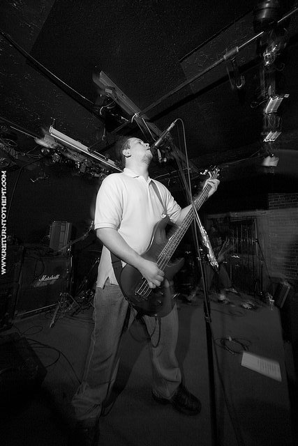 [downfall on Jan 5, 2007 at Dover Brick House (Dover, NH)]