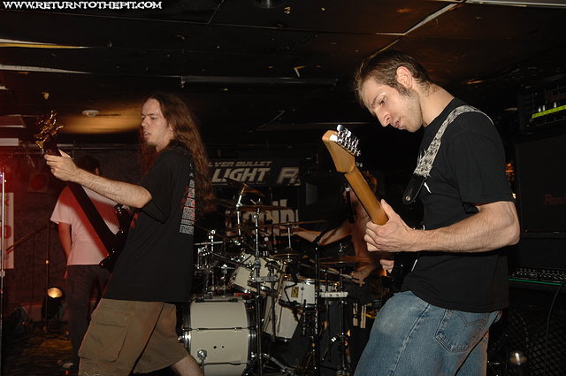 [dreaded silence on Sep 7, 2007 at Mark's Showplace (Bedford, NH)]