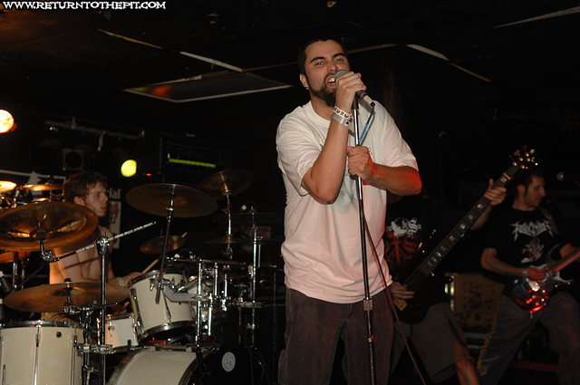 [dreaded silence on Sep 7, 2007 at Mark's Showplace (Bedford, NH)]