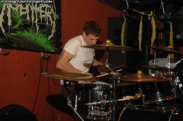 [dysentery on Nov 10, 2007 at The New Wave Cafe (New Bedford , MA)]