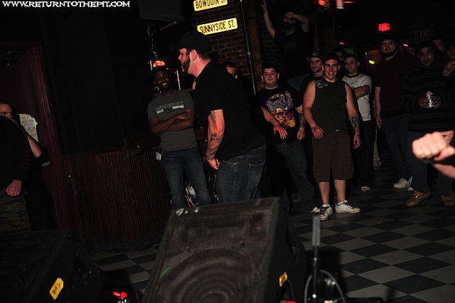 [dysentery on May 20, 2008 at Great Scott's (Allston, MA)]