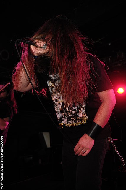 [engorged on May 25, 2008 at Sonar (Baltimore, MD)]