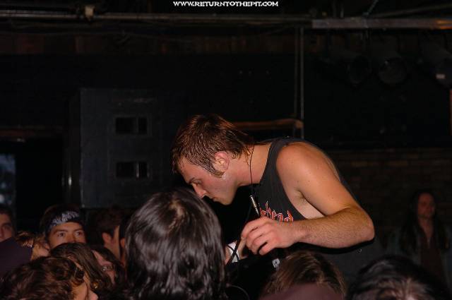 [get killed on Oct 15, 2005 at the Living Room (Providence, RI)]