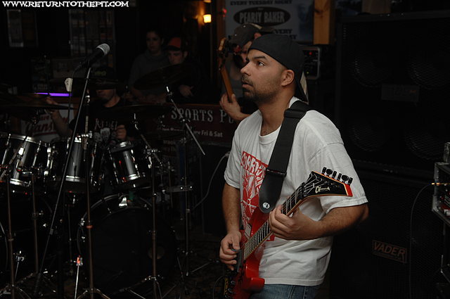 [goreality on Dec 29, 2007 at the Bullpen (New Bedford, MA)]
