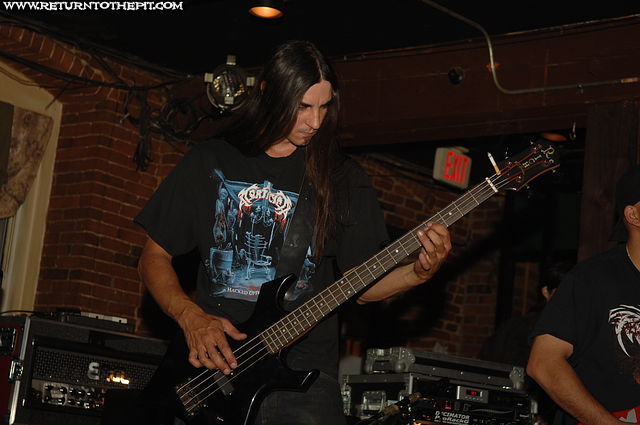 [goreality on Jun 23, 2007 at Milly's Tavern (Manchester, NH)]