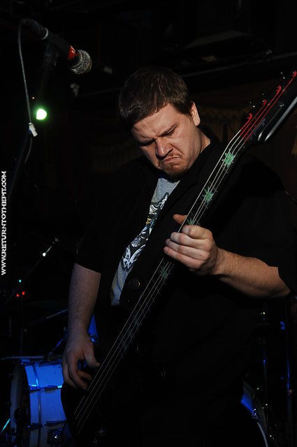 [gutwrench on Feb 1, 2007 at Ralph's Chadwick Square Rock Club (Worcester, MA)]