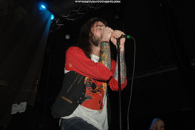 [he is legend on Feb 24, 2007 at Avalon (Boston, Ma)]