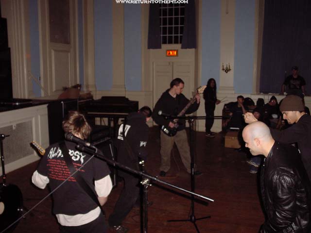 [hirudinea on Feb 28, 2003 at Bitter End Fest day 1 - Civic League (Framingham, MA)]