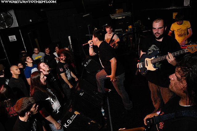 [hivesmasher on Jul 18, 2009 at the Palladium - Secondstage (Worcester, MA)]