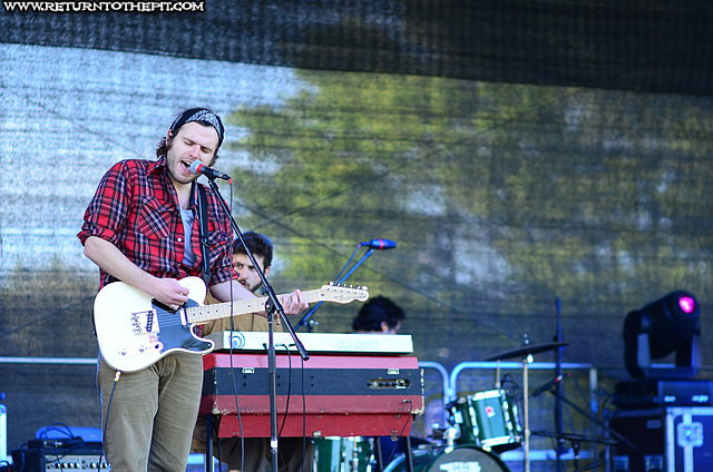 [howling boil on May 5, 2012 at The Great Lawn (Durham, NH)]