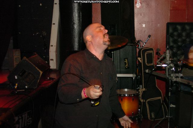 [i destroyer on Jul 21, 2006 at Bill's Bar (Boston, Ma)]