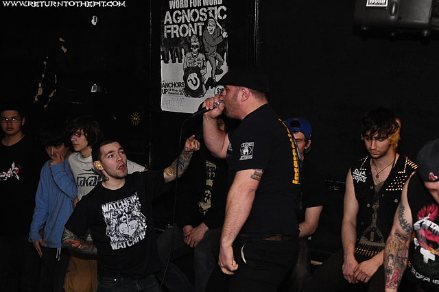 [ignorance on Mar 27, 2009 at Anchors Up (Haverhill, MA)]