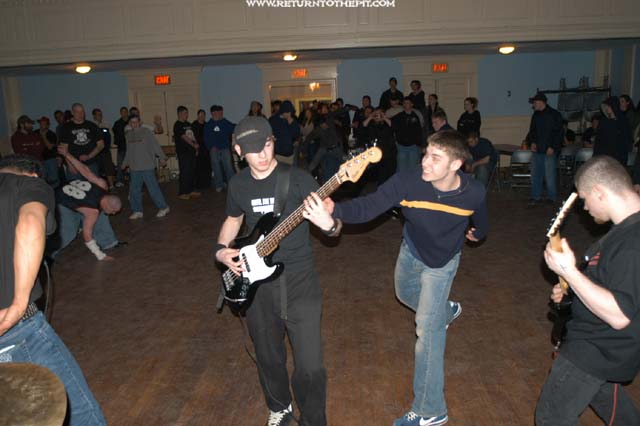 [in dire need on Mar 1, 2003 at Bitter End Fest day 2 - Civic League (Framingham, MA)]