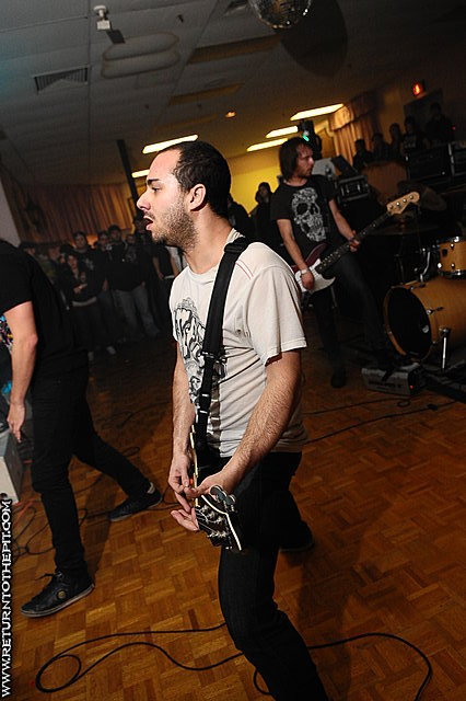 [in fear and faith on Jan 22, 2009 at Melrose VFW (Melrose, MA)]