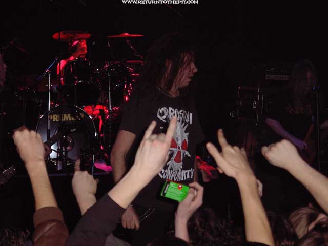 [in flames on Nov 24, 2000 at The Palladium (Worcester, MA)]