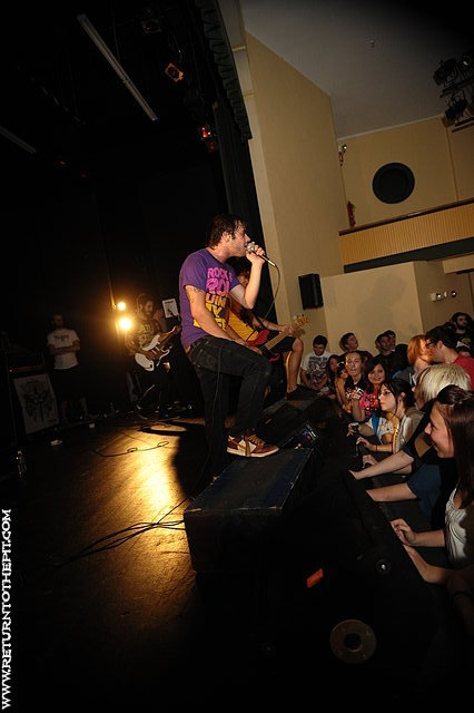 [just surrender on Jul 22, 2008 at Opera House (Derry, NH)]