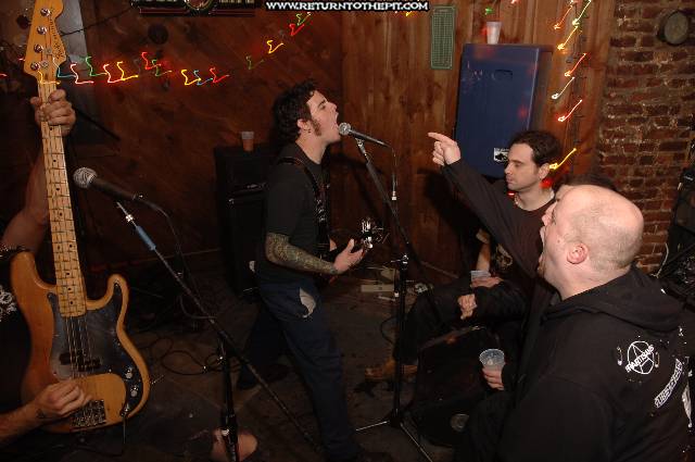 [kevorkians angels on Oct 29, 2005 at O'Briens Pub (Allston, Ma)]