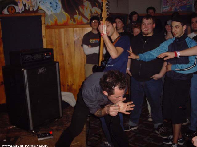 [la valour (members of between two thieves on Mar 23, 2002 at Exit 23 (Haverhill, Ma)]