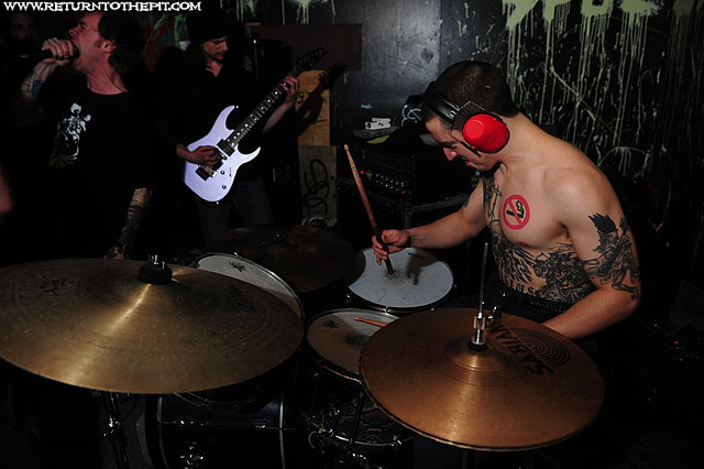 [living void on Feb 16, 2011 at The Butcher Shoppe (Allston, MA)]
