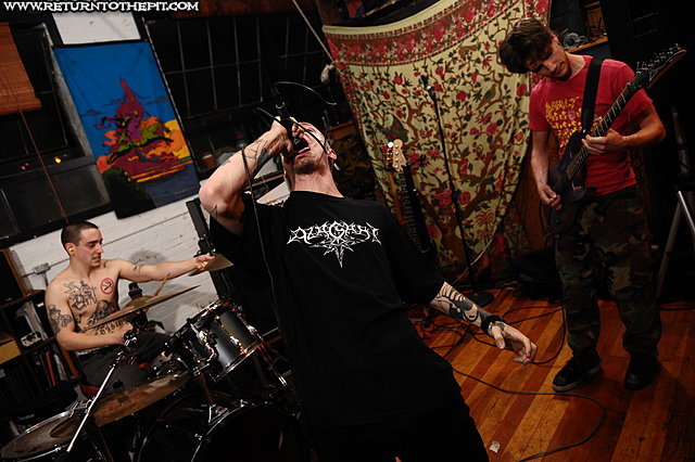 [living void on Oct 4, 2009 at Unit 11 (Allston, MA)]