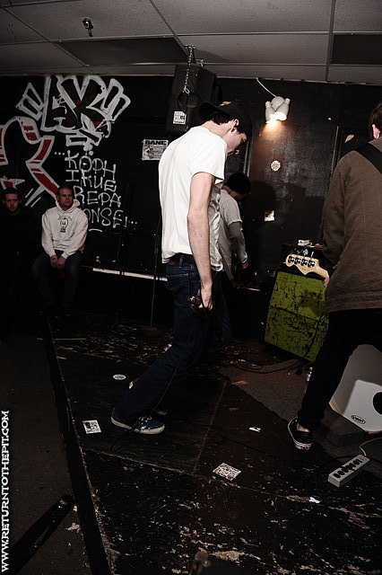 [maker on Dec 6, 2009 at Anchors Up (Haverhill, MA)]