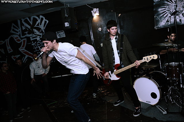 [maker on Dec 6, 2009 at Anchors Up (Haverhill, MA)]