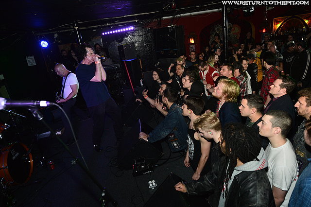 [negative approach on May 9, 2019 at Middle East (Cambridge, MA)]
