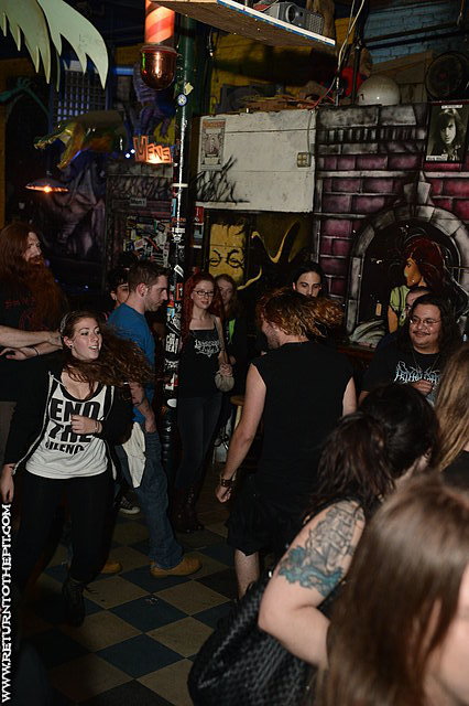 [nocuous on Sep 19, 2013 at Ralph's (Worcester, MA)]